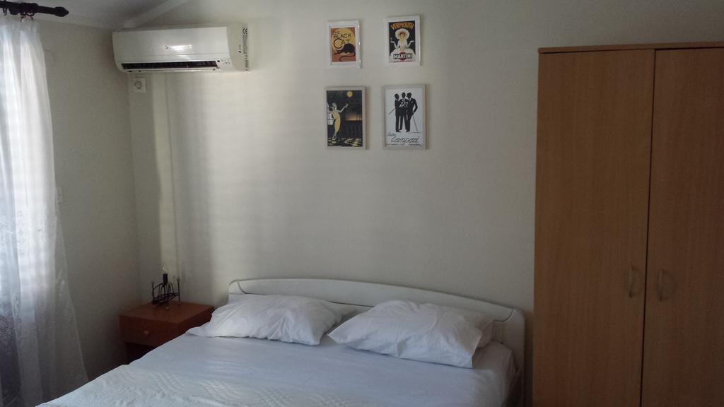 Apartments Fortunella Budva Pokoj fotografie